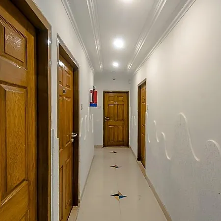 Hotel Oyo Flagship 572 Santacruz West Mumbai