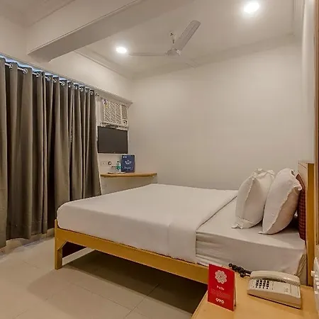 Oyo Flagship 572 Santacruz West 3* Mumbai