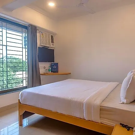 Oyo Flagship 572 Santacruz West Hotel Mumbai