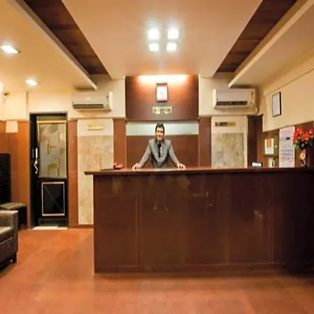 Hotel Rajhans 2*