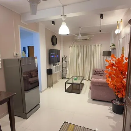 Seabird -1 Bhk Ground Floor-carter Rd- Bandra West Apartment
