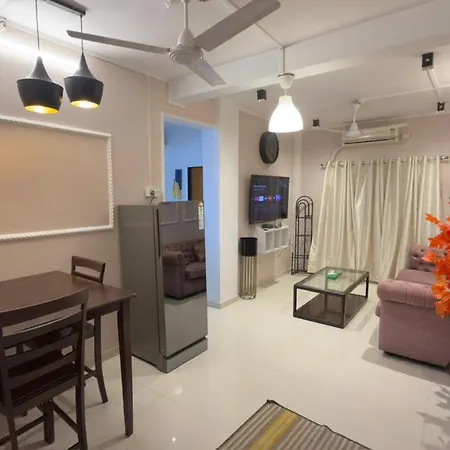 Seabird -1 Bhk Ground Floor-carter Rd- Bandra West Apartment *