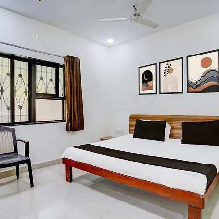 O Shree Prabhat Hotel