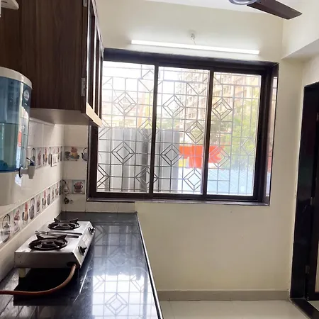 Apartment Tranquil-salona-guest-house-charkop *