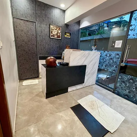 Classy Comfort Malad Near Dna Hospital Mumbai