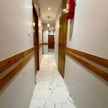 Hotel Classy Comfort Malad Near Dna Hospital Mumbai