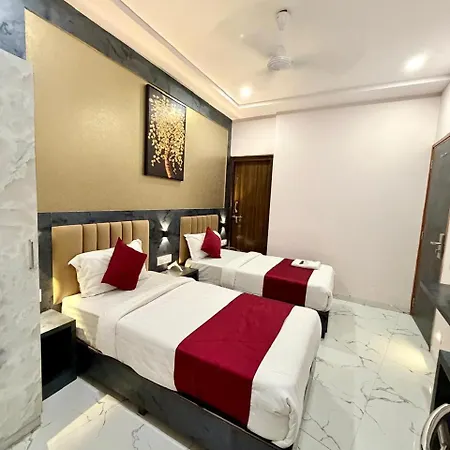 Classy Comfort Malad Near Dna Hospital Hotel Mumbai