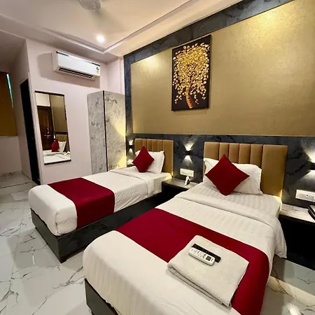 Classy Comfort Malad Near Dna Hospital Hotel
