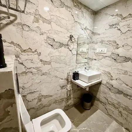 Classy Comfort Malad Near Dna Hospital Mumbai