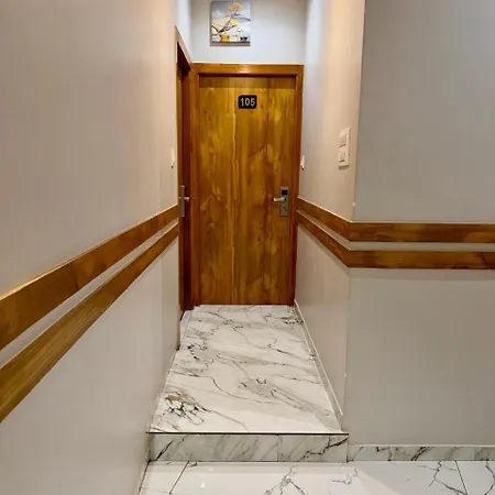 Classy Comfort Malad Near Dna Hospital Hotel