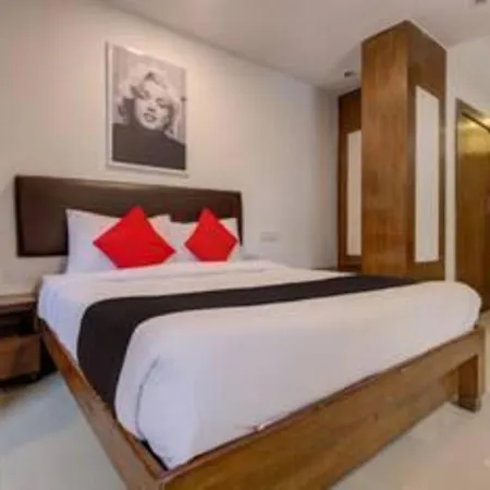 Capital O 77295 Bansidhar Bhuvan Hotel Mumbai