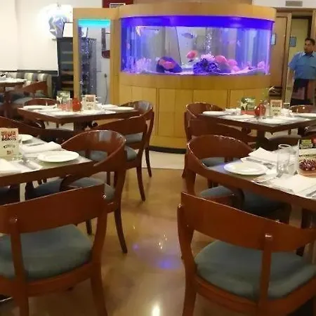 Tunga International Hotel 3*