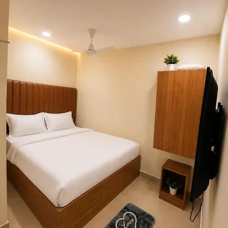 Sundaram By Hotelist Hotel *