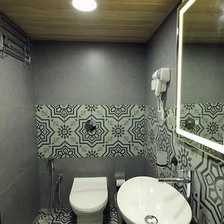 Chembur Homeotel - Gagal Hotel