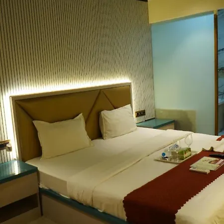 - New Versova Hotel