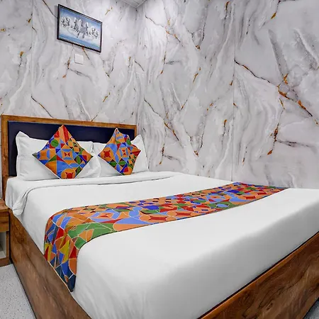 Fabhotel Comfort Zone Hotel 3*