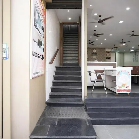 Fabhotel Marvey Residency