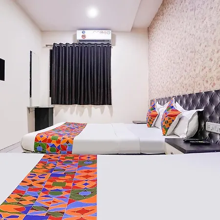 Hotel Fabhotel Marvey Residency 3*