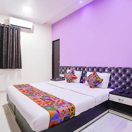 Fabhotel Marvey Residency 3*