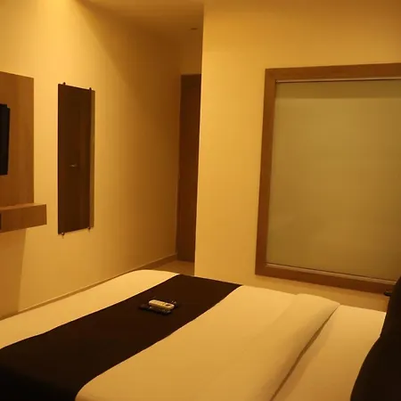 Abrol 3* Mumbai