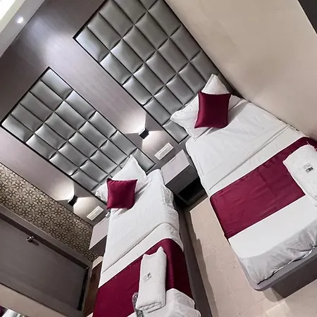 Abrol Hotel Mumbai