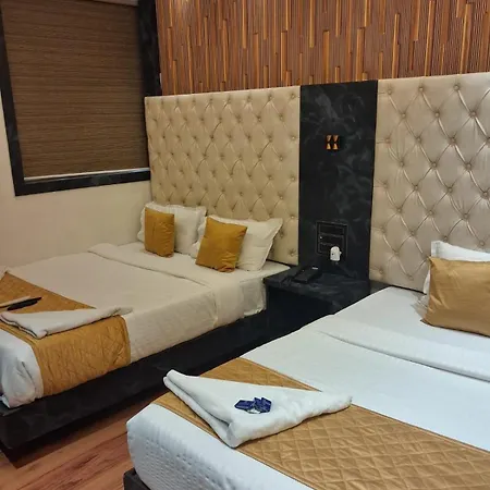 Hotel Imperial Near Crawford Market & Csmt Station 3*