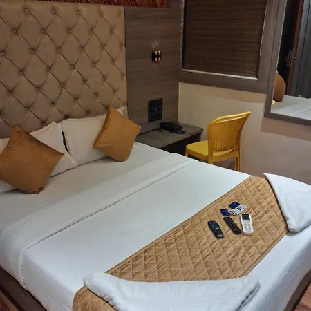 Imperial Near Crawford Market & Csmt Station 3*
