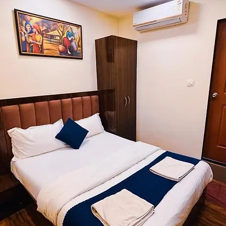 Blue Wellingten 3* Mumbai