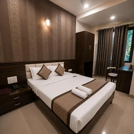 Airport International - Near Airport , Bkc Visa Consulate, Jio Convention Center