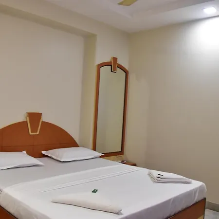 Pride Hotel 3*