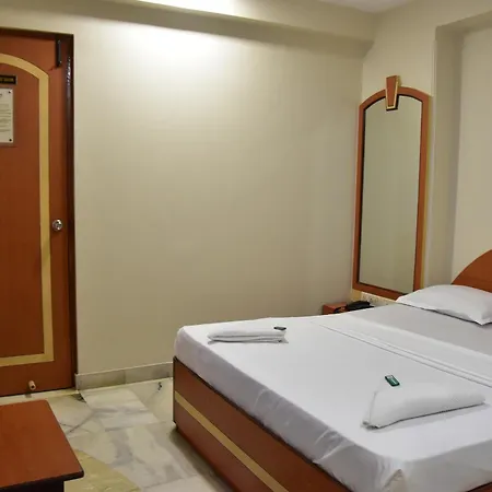 Pride Hotel 3*