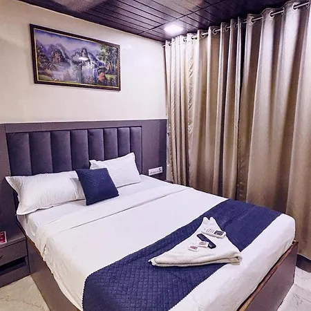 Blue Wellingten Hotel Mumbai