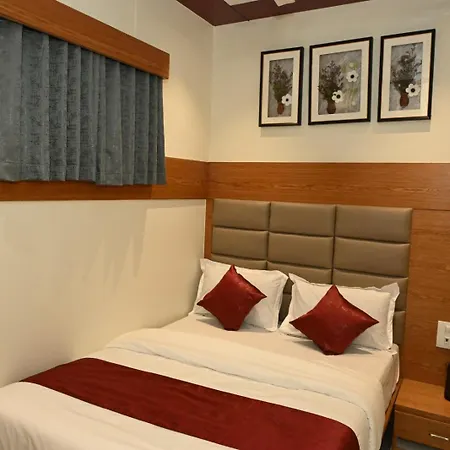 Suchieta Hotel Mumbai