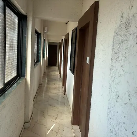 Hotel O Mahakali Caves Formerly Freedom International Mumbai