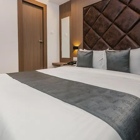 Zillion International Near Us Consulate B K C Near Airport Hotel
