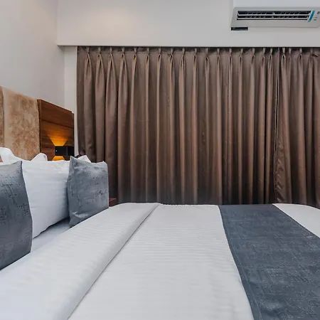 Hotel Zillion International Near Us Consulate B K C Near Airport 3*
