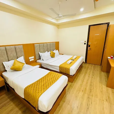 Hotel Breeze Bay Bkc - Near Us Embassy Mumbai