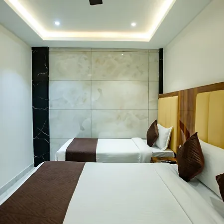 Hotel Brown Luxury Near Us Consulate Bkc Mumbai