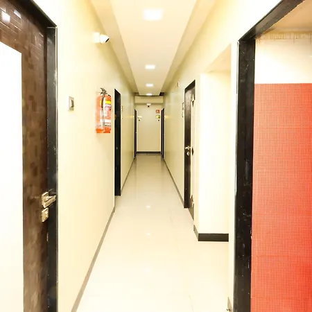 Taj Palace - Near Airport 3* Mumbai