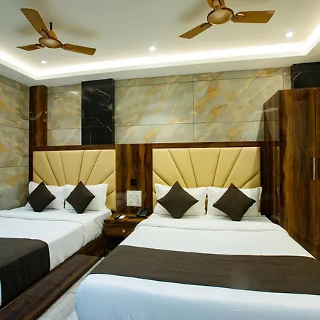 Hotel Brown Luxury Near Us Consulate Bkc Mumbai