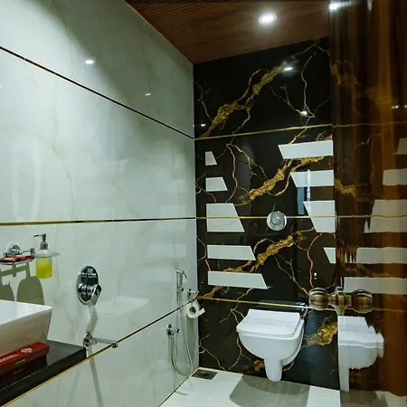 Brown Luxury Near Us Consulate Bkc Hotel