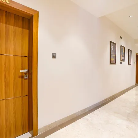 Fabhotel Status Residency 3*