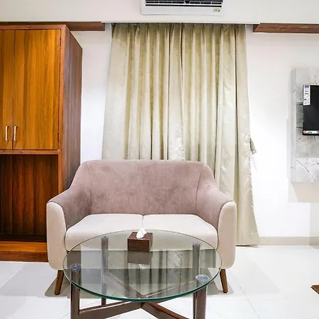 Fabhotel Status Residency Hotel 3*