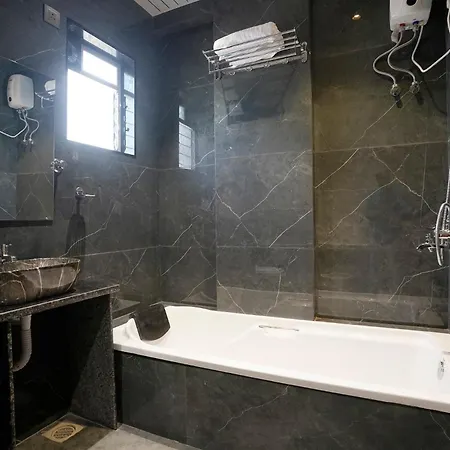 Fabhotel Status Residency Hotel Mumbai