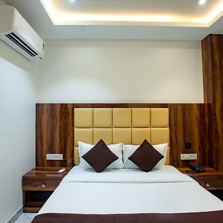 Brown Luxury Near Us Consulate Bkc Mumbai