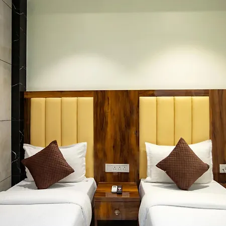 Hotel Brown Luxury Near Us Consulate Bkc Mumbai