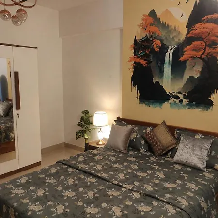 2bhk Luxurious Near Bkc Hotel *