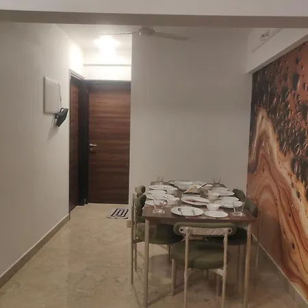 2bhk Luxurious Near Bkc Hotel Mumbai