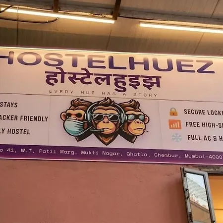 Hostelhuez *