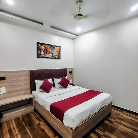Hotel Square International